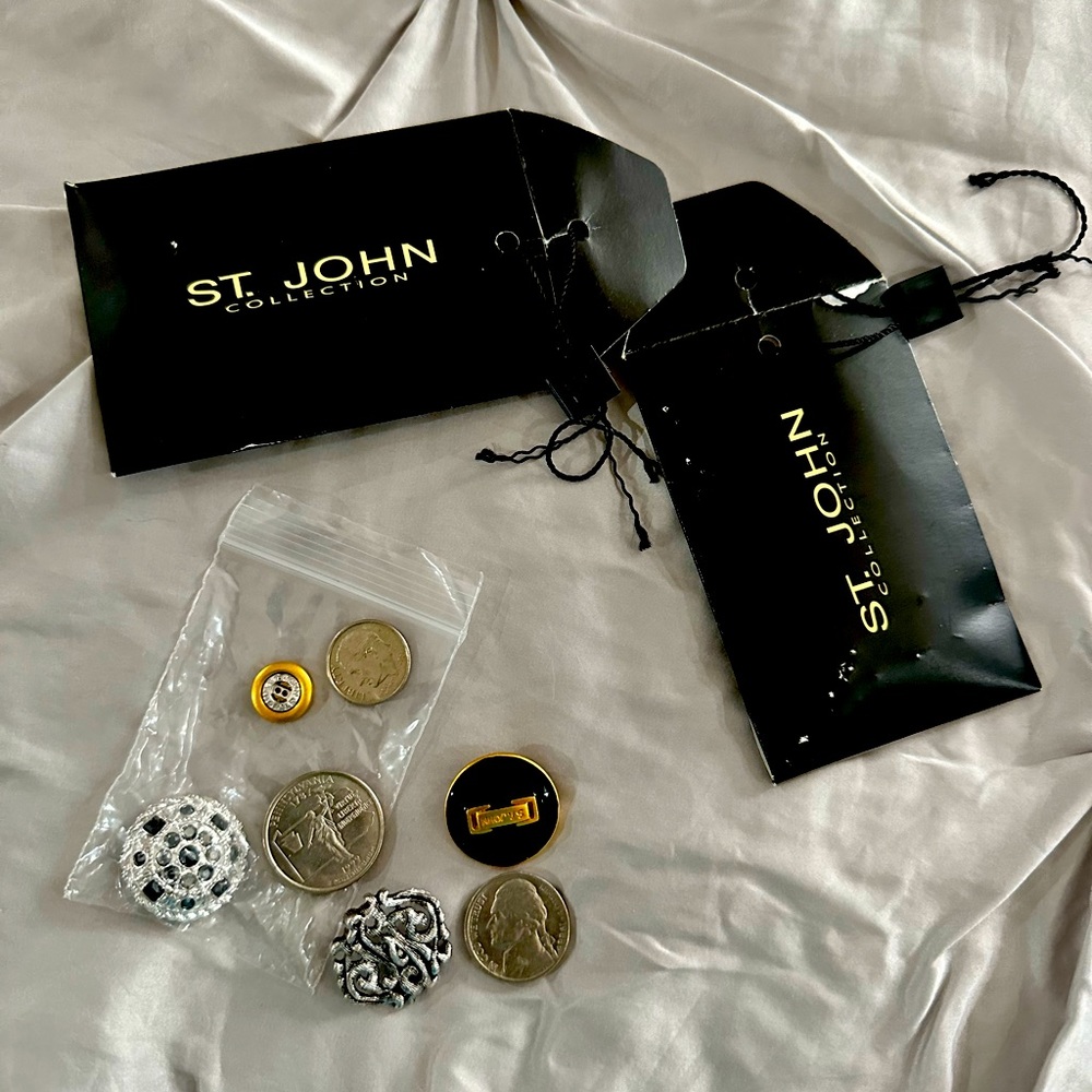 St John buttons